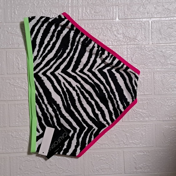 California Waves Zebra Print Plus Size Bikini Swim Bottoms - Picture 8 of 10